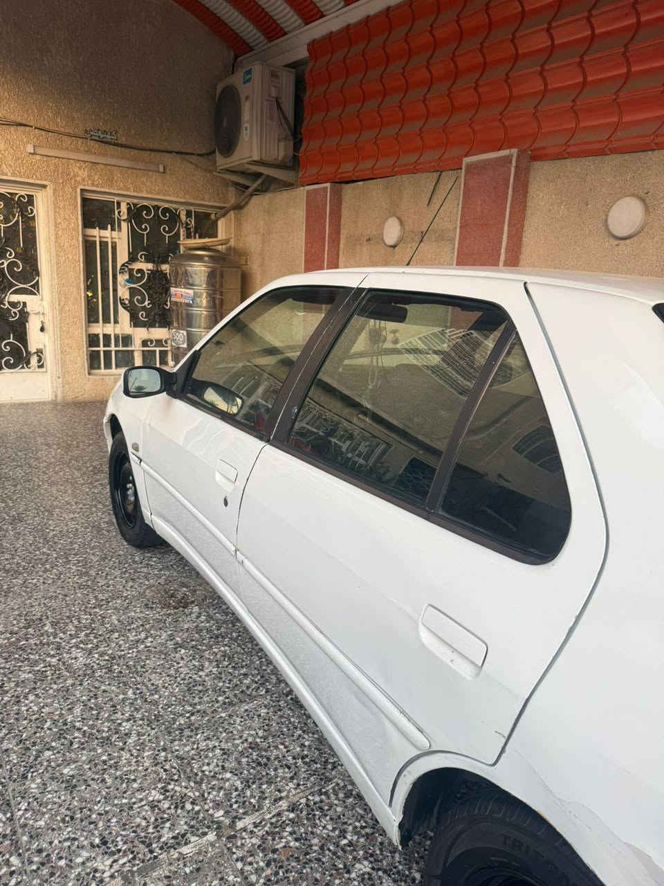 بيجو فرنسي 2001
كير محرك مكفلات 
تخم تاير جديد 
دوشمه جديده 
سيره بسمي مشروع وطني
السعر 38 بيه مجال قليل
العنوان بغداد مدينه الاورفلي 
***********
