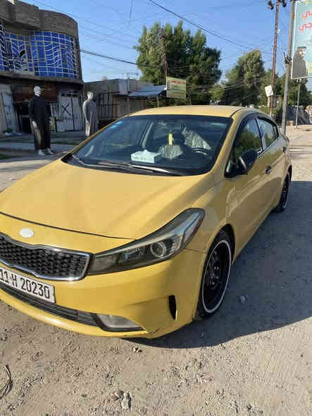 فورتي 2017 
حادث جاملغ وبنيد 
تخم تاير 
تبريد منضومه جديده 
دوشمه بل نواب 
كشنات تدفئه 
اشاير بل مري 
بصمه تحكم ستيرن 
شاشه
قطعتين تبريد 
صندوق ذكي من تتقرب يمه ينفتح
لايت امامي بك لايت لد 
مري شفط 
كير at
مكينه gdi مفتوحه
سياره جديده ربع متذب عليهه ماشيه 140  
مكاني البياع 
السعر124
باسمي السياره هزه جديده هيئه مصفره 
***********
