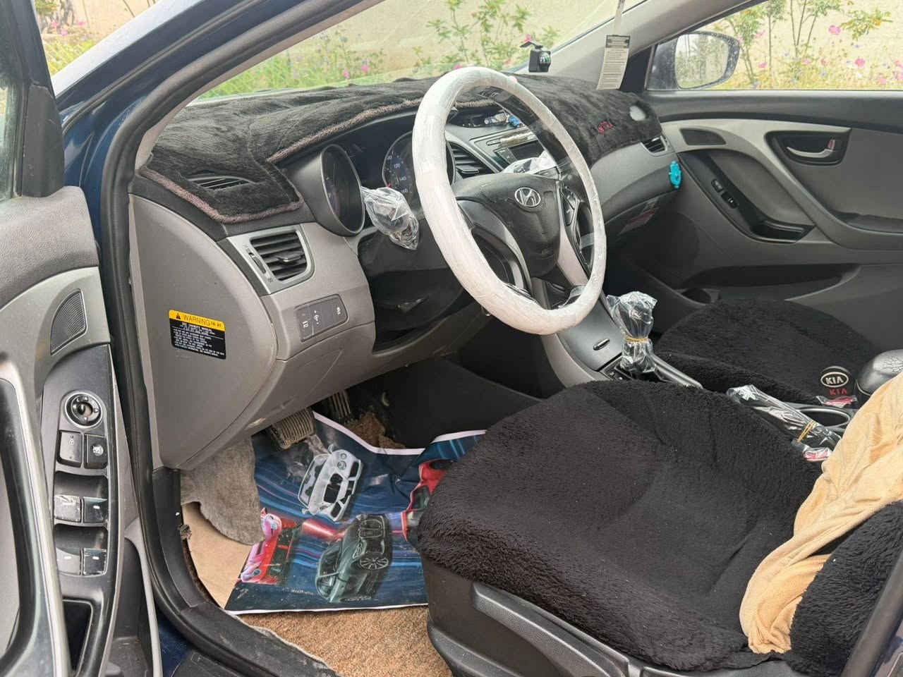 السلام عليكم من رخصة الادمن عندي النترا موديل 2016 رقم اربيل تحويل وكاله حاظر وارد أمريكي حادثها بنيد وبيها رش فقط صفحة السايق اثر جرد بدون معجون بدون دواخل خلاص والسونار كدامك ليبل واحد كل السياره بستثناء البنيد مبدل ماشية 170الف حقيقي محرك 2000دوش كير محرك حدادية جدد تبريد ثلج تخم تاير جديد رايدها ب88مكان السياره بالحله رقمي ***********  اخوان كاتب كل تفاصيل السياره ومنزل السونار ومنزل صورة الحادث الي ميعجبه السعر او السياره يعبرها بكلام طيب واسف على الاطاله
