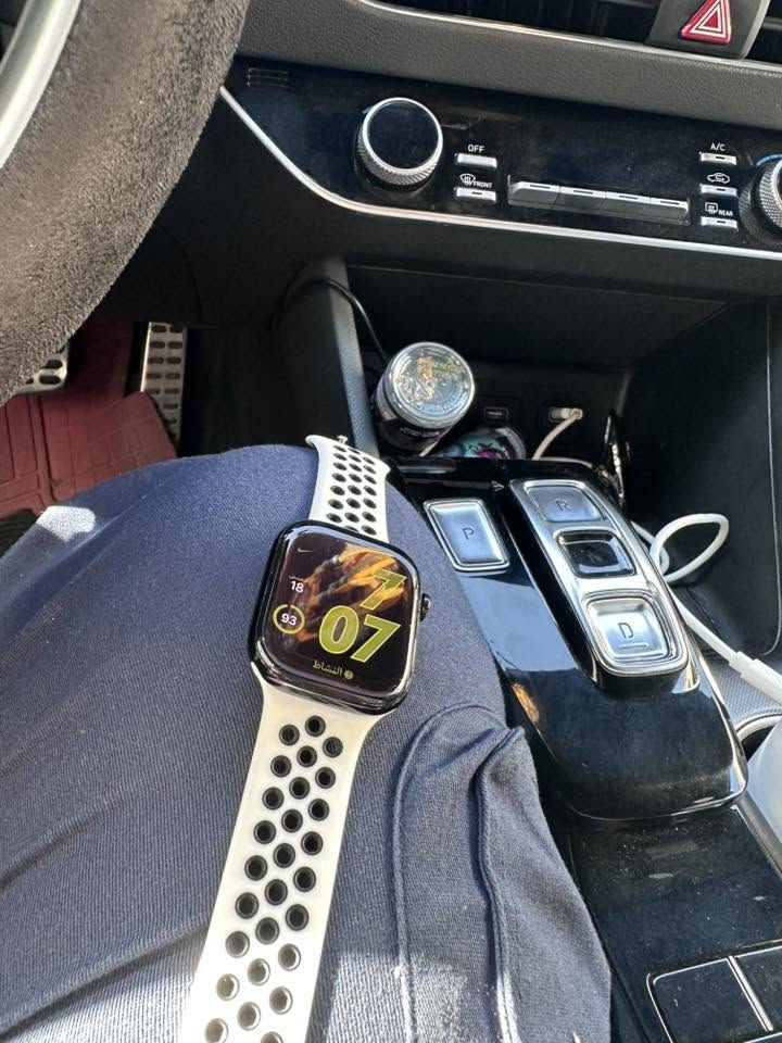 🍏 watch  جيل 10 jet black
نضافه 98‎%‎  بعدها داخل ضمان ابل  
حجم 46m 

بطاريه 98‎%‎

نسخة Gps 

سعرها 340 بيها مجال قليل كلش  وسعرها مناسب اصلاا

كامل ملحقات 

*********** بصره
