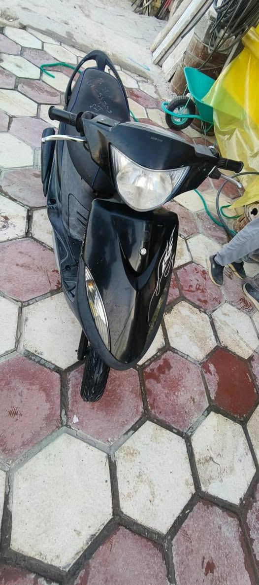 السلام عليكم دراجه ماكس عدله رمبه مكفوله كفاله عامه دراجه حلوه وبعده بل الكارتون السعر 1200 وبيها مجال  العنوان ناصريه مركز ***********
