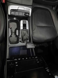 للبيع فقط توكسن موديل 2022 وارد امريكي  حادثها بنيد وجاملغ بارد  السيا...