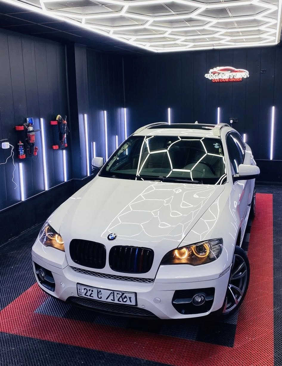 السلام عليكم
للبيع 

BMW X6 2010 35i

خليجية بدون حادث او صبغ او تبديل (بيها بارد قليل) 

بصمة تشغيل وبصمة ابواب + دخول ذكي

دفع رباعي

داخل جلد بيج نظيف جدا

مقاعد الامامية كهرباء+ مساج 

شاشة كبيرة + dvd + cd changer+ AUX+ Bluetooth

مرايا شفط معتمة

صندوق كهرباء

تحكم ستيرن

Active steering (اكتف ستيرن نصف فرة ) 

لايت زنون داينمك 

فتحة سقف

حدادية ممتازة

محرك + كير + كهربائيات+ تبريد  نظيفة وجاهزة + صيانة كاملة لجميع اجزاء السيارة الاستهلاكية 

رقم اربيل الجديد هزة وسنوية جديدة بإسمي

مكان السيارة بابل

السعر 175 

***********
