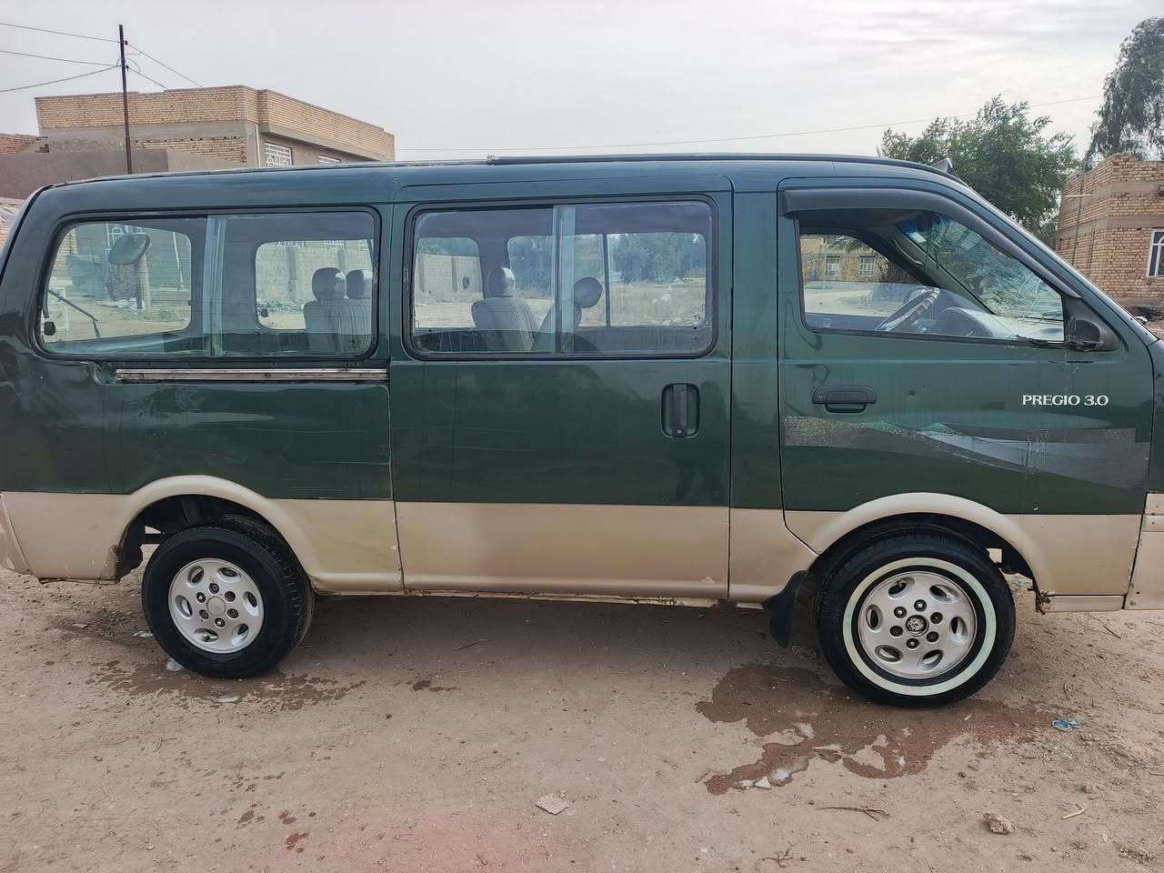 للبيع بريجو موديل 2001سياحي بابل كفاله عامه فقط ربع بربع بارد مكينه كير اكسل تخم تاير داخل جديد مكان بابل سعر 88استفسار ***********
