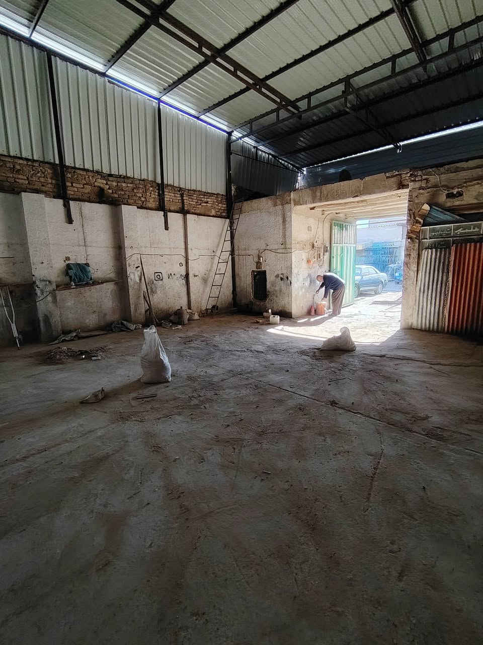 كراج للأيجار المساحة 80متر الارتفاع 6
متر العرض 8 متر مصقوف يوجد مخزن فوق المحلات 5 في 8 متر العنوان حي الصناعي خلف محلات المسبح الفرع الثالث *********** غير متواجد على الفيس التواصل فقط على الرقم الهاتف

