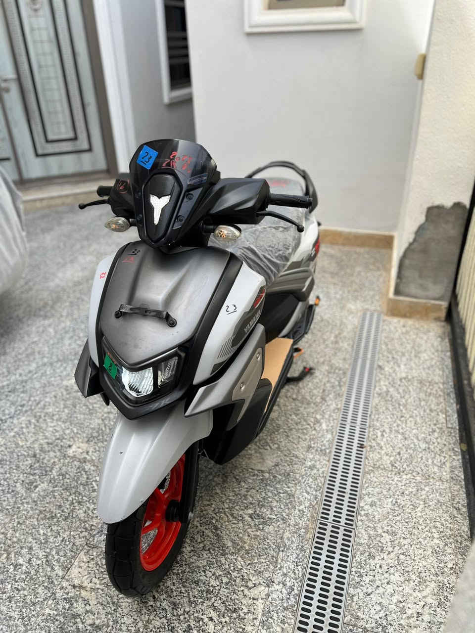 ســلام عليڪم 🤝
⭕️YAMAHA ZR  2023
مكفوله بحاله الوكاله 🩷

‏‎للاستفسار ***********☎️ ‏السماوة الحيدريه .شارع المحافظه ‏‎متوفر🟥بيع🟥شراء🟥مراوس🚦اقصاد⭐️
