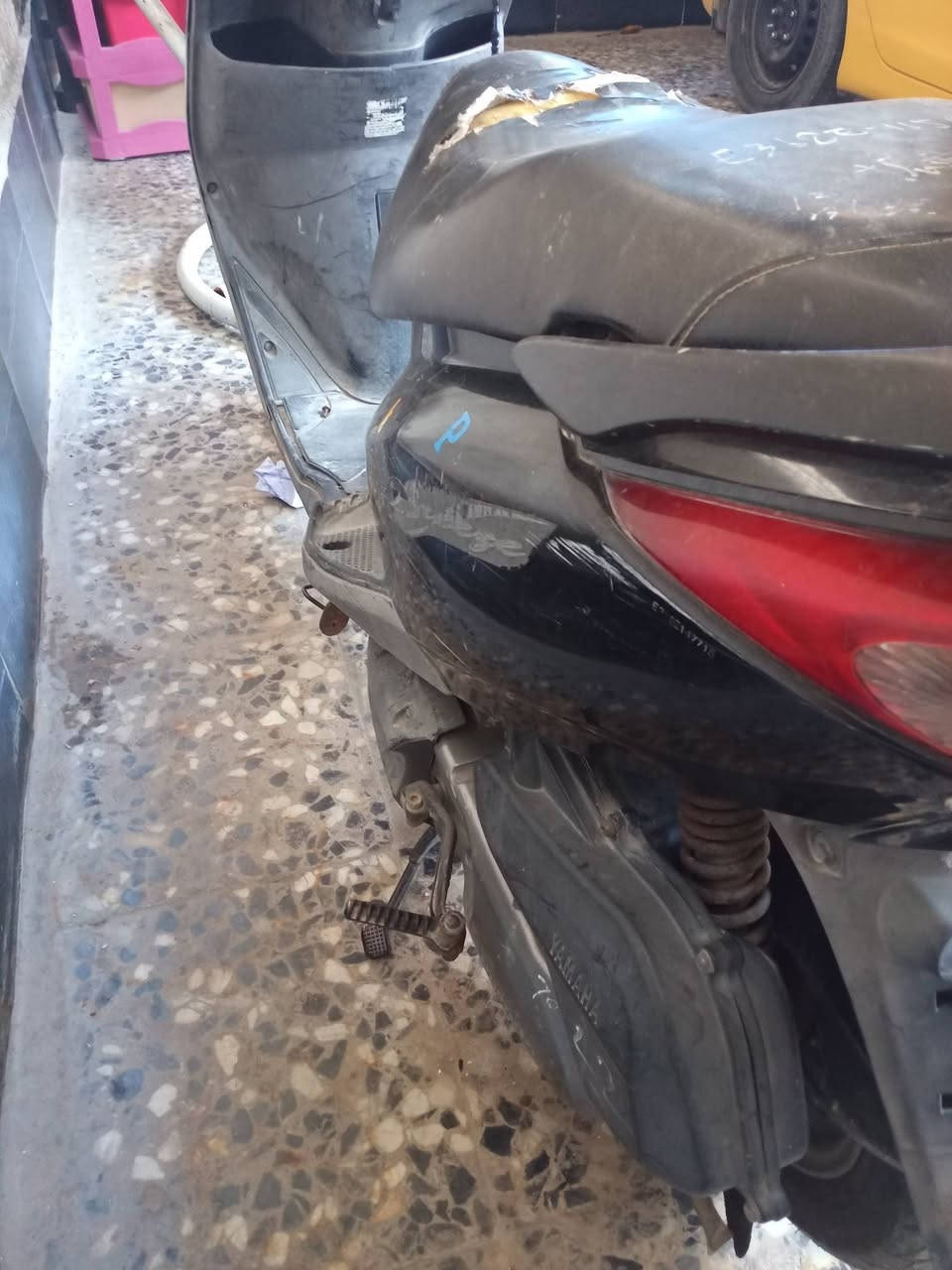السلام عليكم بريز مكفوله مراوس بدراجه شحن كون جديده


**إذا كنت صاحب هذا الإعلان وتريد حذفه لأي سبب، رجاءا أرسل رسالة إلى الدعم الفني**