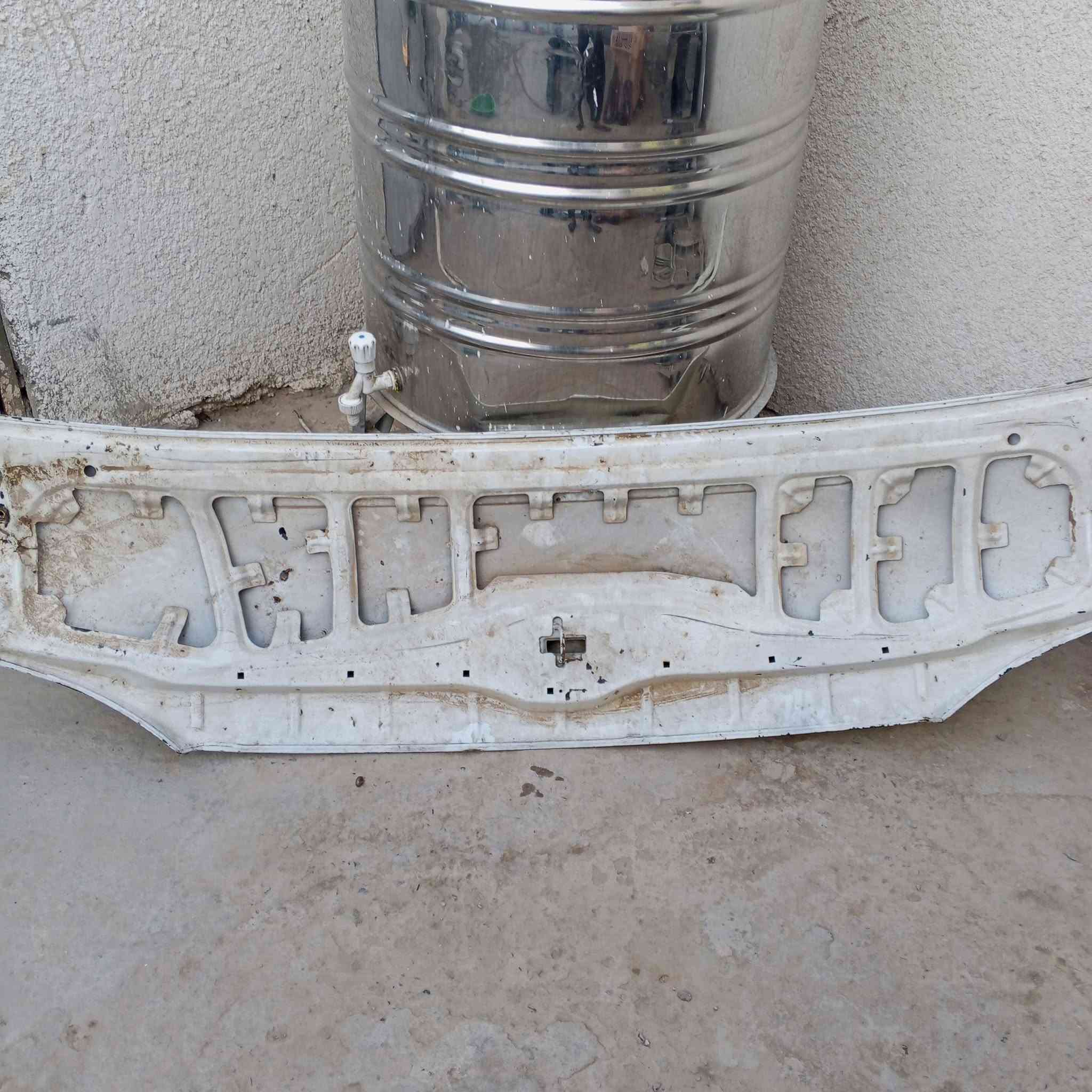 بنيد هايسه 16 شمالي بي شخوط 
فلنجات هايسه 16 نص عمر عوزهن بس تصفير
العنوان بغداد مدينه الصدر السعر ثنينه 75
***********
