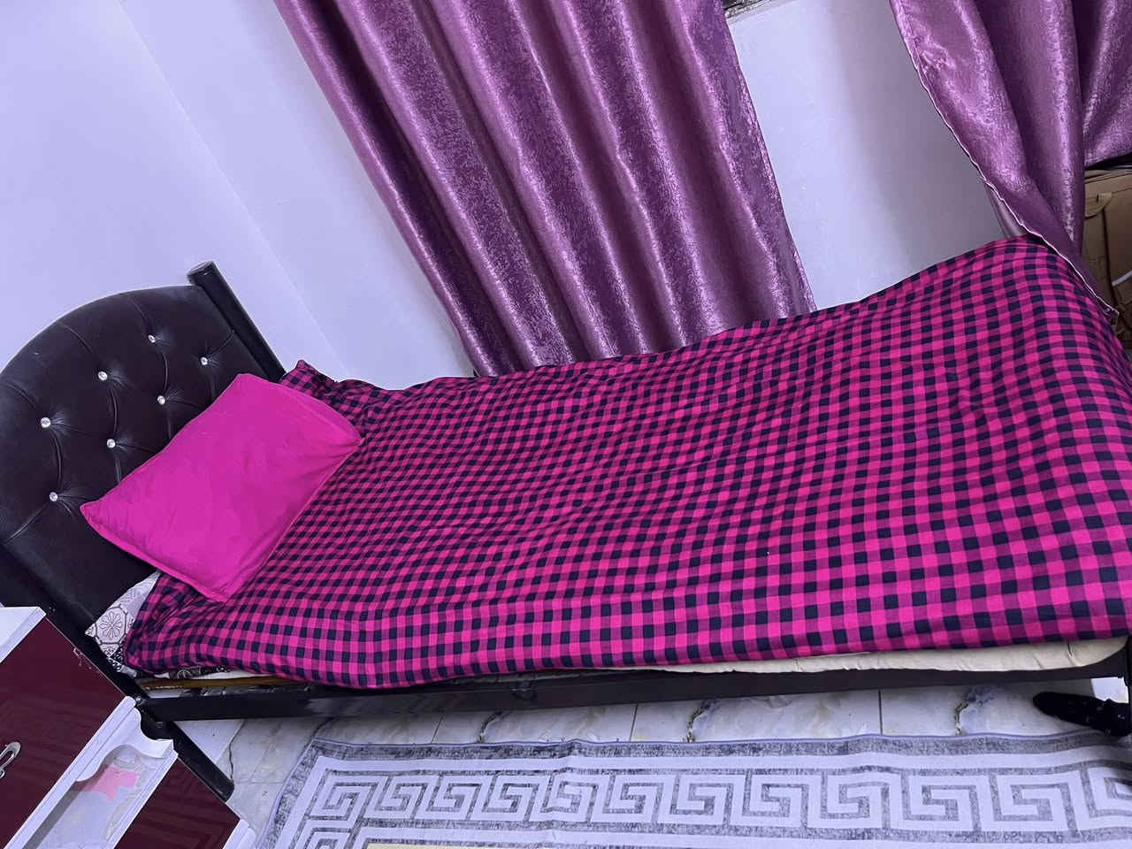 أغراض للبيع
غرفه النوم 6قطع  750
تخم 250
جرابي 2/.      50الف
كنتور 6ابواب 250
مكنسة غسل الزوالي 100
مرجوحه 150 
أغراض كله نظيفه وجديده


**إذا كنت صاحب هذا الإعلان وتريد حذفه لأي سبب، رجاءا أرسل رسالة إلى الدعم الفني**