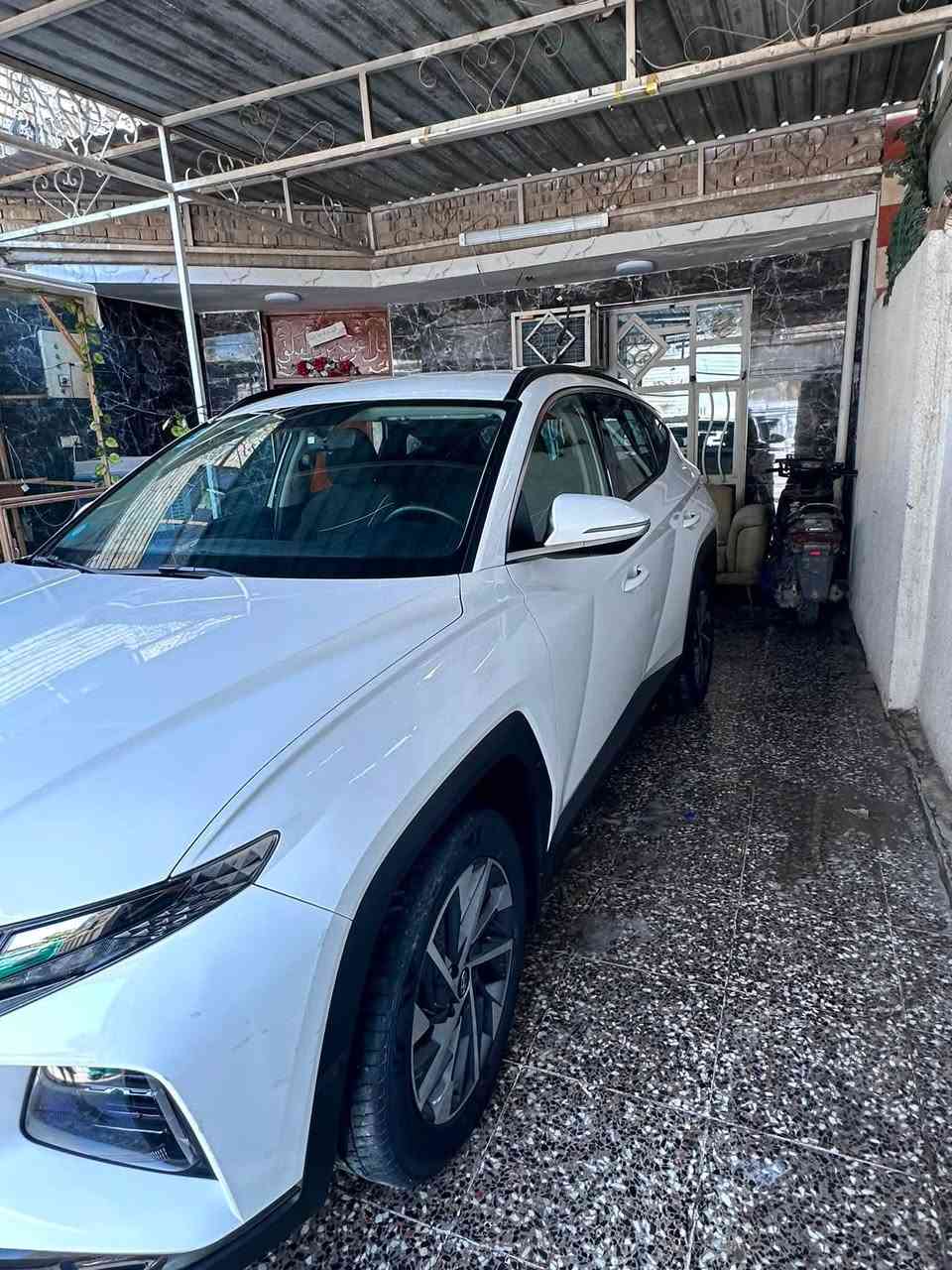 تسوسان 2023سياره عله وضع الشركه مكفوله كفاله عامه ضربه وصبغ وبارد كشنات كهرباء تبريد قطعتين وبصمتين مري شفط تحديد مساء سايد بريك دكمه ماشيه 52الف سبير ما نازل سياره عله وضع شركه اني راعيهه شخصي بغداد ***********

