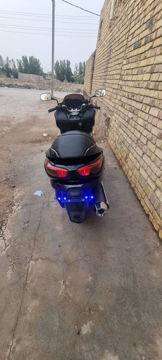 سلام عليكم دراجة فورزة صفر 8 للبيع الدراجة على وضع الشركة مكينه كلج جويتر دبلات لوك خير من الله العنوان الديوانية قضاء عفك للاستفسار على الرقم  ( *********** )
