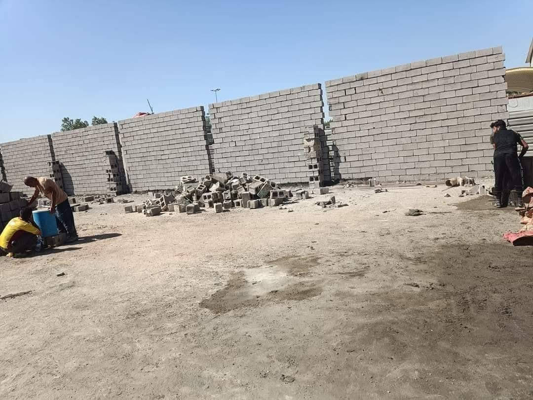 سلام عليكم ورحمة الله وبركاته خلفه بناء طابوك وبلوك درجه اولى متفرغ حالين في بغداد تصل تدلل ***********
