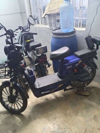 ماطور شحن • ٥ بطاريات • سرعة ٥٥