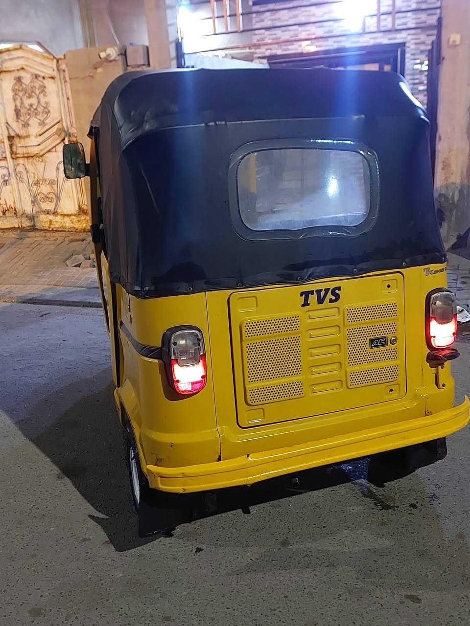 السلام عليكم
تكتك TVSمديل 2020تكتك نضيفه نفس ما بصوره بيهه خياس قليل رقم وسنويه مكينه مكفوله بدي بي طخات قليل بس مكفول من ابارد ولحار السعر 6بيهه مجال قليل مكاني دور الشرطه موسى الكاظم رقمي ***********
