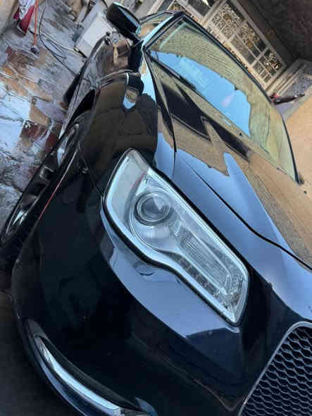 السلام عليكم اوباما 2016 مرمزه 2023 ضرر بس جاملغ ايسر بدون ارباك السياره جديده حيل بدون رقم جاهزه مكينه وكير تبريد. حداديه طخم تاير ويل كروم 20 عنكبوت السعر 175 وبيه مجال مكاني بغداد والشراي يتصل ***********
