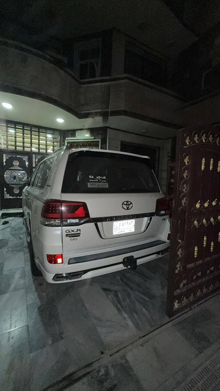 السلام عليكم موديل 2021 ساز باب اول فووووول واحد على واحد  شاشات بلادي بيها إصبعين بارد بلجاملغ الخلفي كلش ممبين كفاله عامه ماشبه 48 الف السياره جديده بمعنى الكلمه وأحلى من الصور مكاني بغداد حي القاهره  ***********
