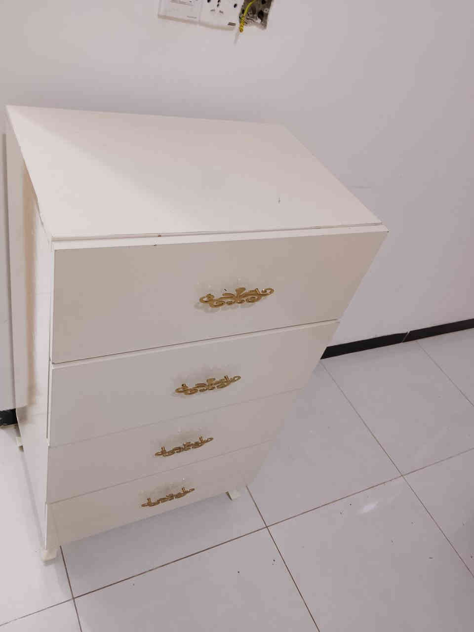 السعر 300 بيه مجال
التواصل *********** 
الرمادي التاميم
