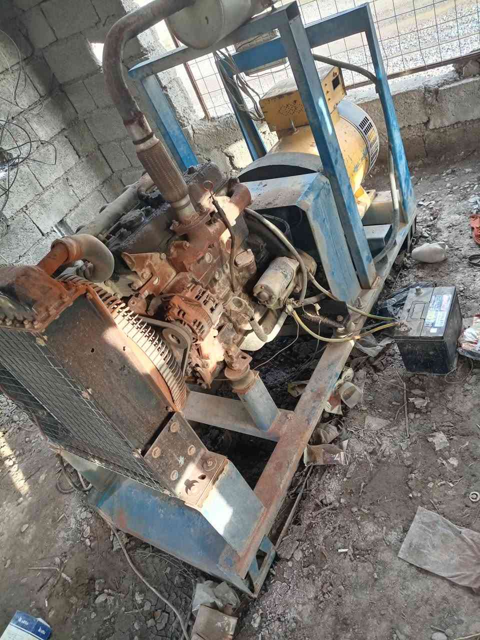 السلام عليكم  يوجد مولد للبيع دايو 4 بستم بل شرط راس توليد 37 كيفي + شاشه تشقيل ذاتي ***********
