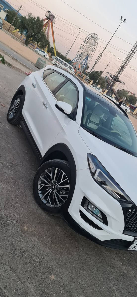 السلام عليكم ❤️
توسان   2019.  خليجي / الكاصد
 ماشية 63 الف

سيارة كفالة عامة حتة دعاميات مكفولة  
 من عده البارد وتكحيل بصمة ترحيب الكاصد خمس عدسات زنون 
كامره خلفيه خسايات فول مواصفات
محرك 2000 دوش كير كفاله
فول تحكم ستيرن مري شفط 
بكلات لد نهاري سايد ابريك رجل
وتخم تاير جديد شركه
اشاير بالمري والمري كهربائي
جاهزه السيارة وبلعافية عل ياخذهة
 السعر   $197

مكاني بغداد الكرخ🏨🏨
***********
