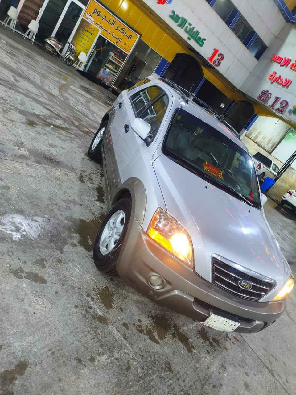 سلام عليكم سيارة سورنتو 2007 خليجي مكفوله من ضربه والعيب الشرعي مصبوغه جماليه صار 15 يوم اثر جرادمكينه وكيرمكفولات حداديه تخم تاير  مع السبير تبريد تدفىه شغال بيع ومراوس سعر85 مكان بصرة جبيله ***********
