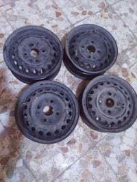 عندي ويلات نظيفه مال سايبا مع الكصب اريد ابيعهن اول سعر زين ابيعن تحيا...