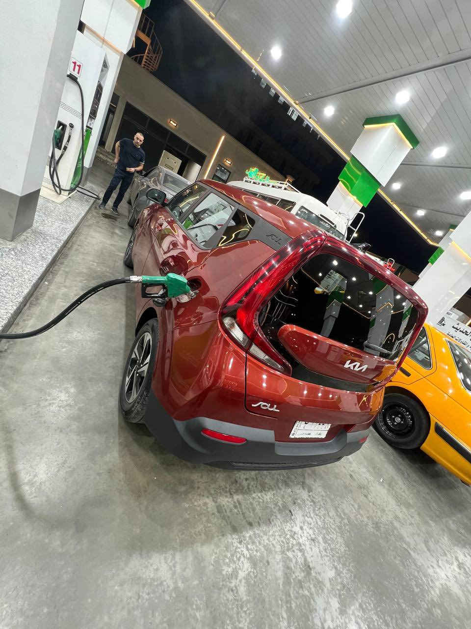 السلام عليكم اخوان صول موديل 22 ماشيه 62هزة جديدة سنويه بأسمي دوشمة ارضيه وكشنات سيارة جاهزة اي نقص مابيهه حادثهه جاملغ وشويه من البنيدليبل واحد وصبغ باب نصه ورة الصدر مكاني بغداد فلكة سلمان باك السعر132    ***********
