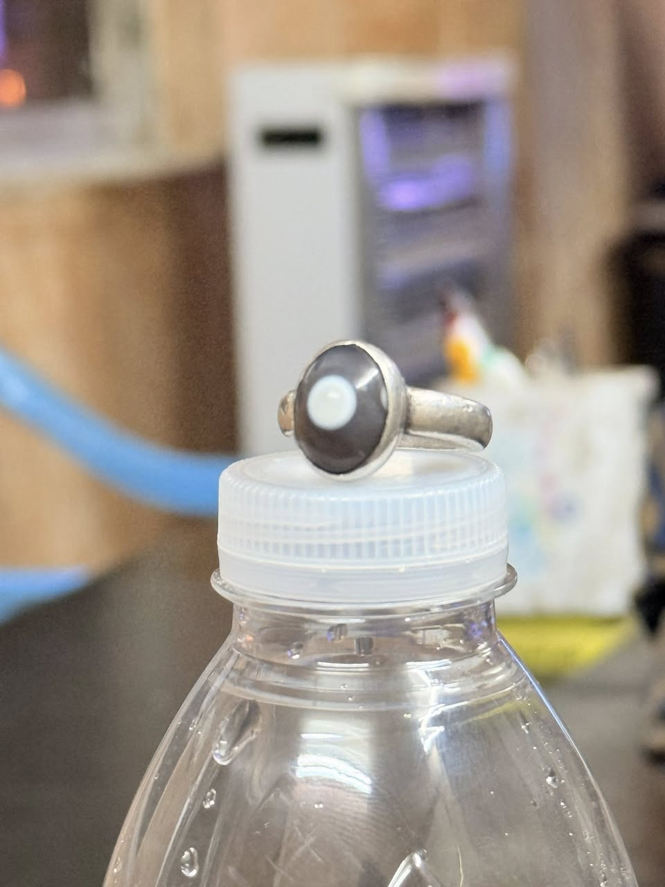 السلام عليكم
خاتم سليماني عطف عين صريحه 

صياغه يدويه 

للبيع

***********
