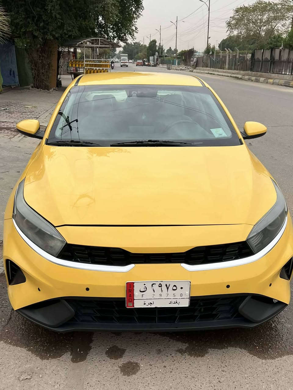 السلام عليكم للبيع كيا فورتي موديل 2023 وارد أمريكي حادث موجود بل صور بدون تبديل بدون ايرباك ليبل واحد مواصفات نص دوشمة تخم تاير منظومة غاز كلة جديد السعر 162وبيها مجال للطيبين مكان بغداد المنصور للإتصال ***********
