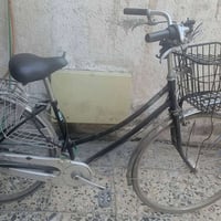 بايسكل بناتي للبيع بي ختم  كله بلادي حتا اليدات مال بريك  السعر 90 وبي...