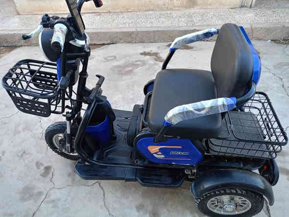 سلام عليكم ماطور شحن للبيع موديل 24 جديد يرهم مال مدارس يرهم مال معوقين جاهز   رقم موبايل *********** السعر 750
