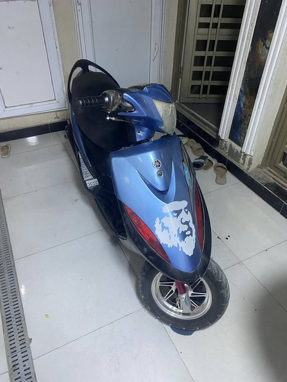 سلام عليكم ماكس عدله للبيع او مراوس بمنغولي الدراجه خير من الله نگره سلف كهرباىياتها كلها شغاله  اشاير بك لايت كلوب كدام هورن كله شغال مكينتها ٤٩ بلادي الدراجه ما ناقصها شي بيها وياله ودبلات وقطره وشيال واشاير كدام تزويد هندر وسلف شغالات ما ناقصها شي السعر ٦٥٠ وبيها مجال للطيبين مكاني مغربه هاذ رقمي*********** موجود واتساب وخاص
