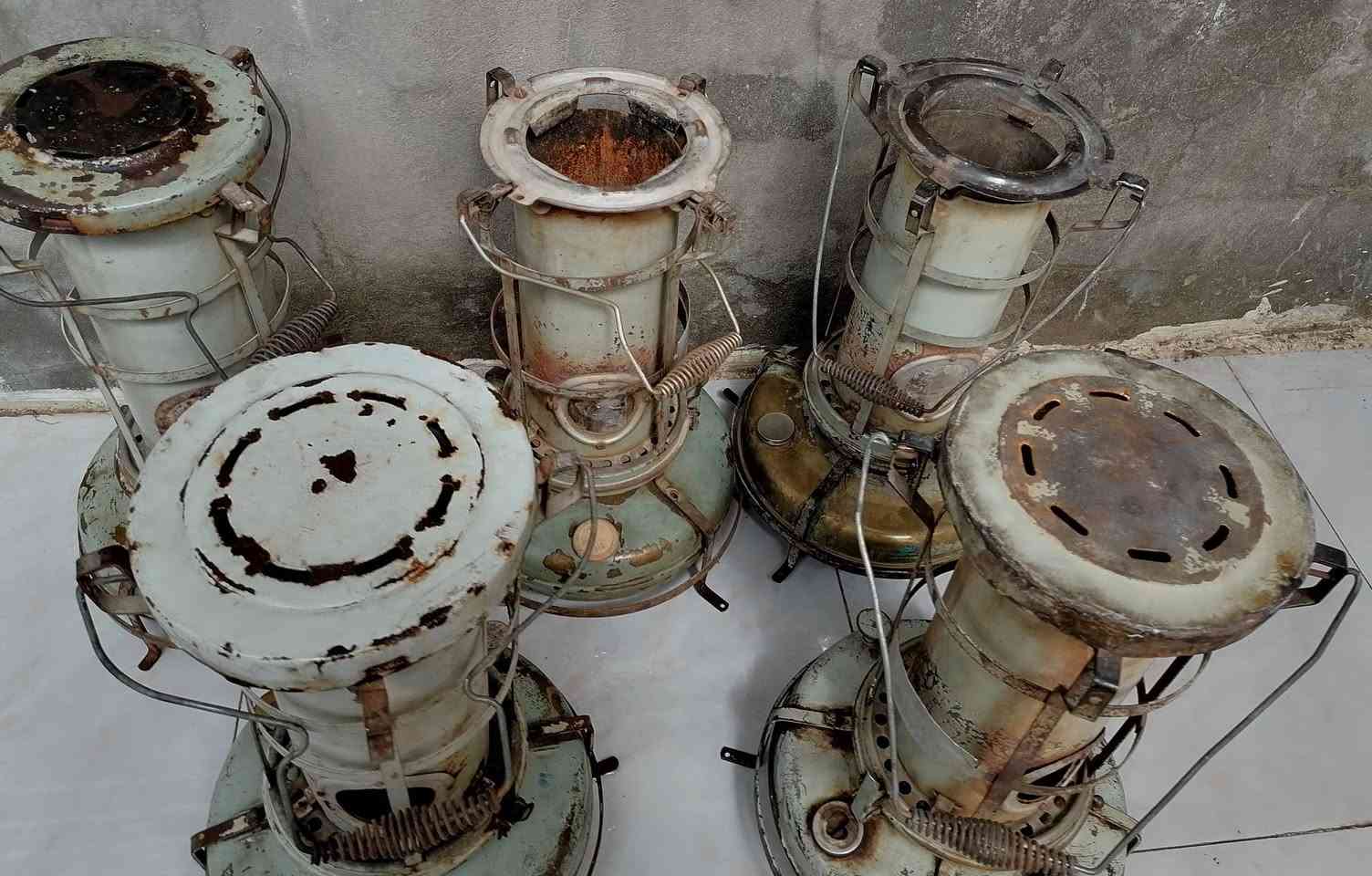 للبيع مجموعة صوبات علاء الدين 5 قطع يحتاج صيانه السعر و التفاصيل خاص يوجد توصيل


**إذا كنت صاحب هذا الإعلان وتريد حذفه لأي سبب، رجاءا أرسل رسالة إلى الدعم الفني**