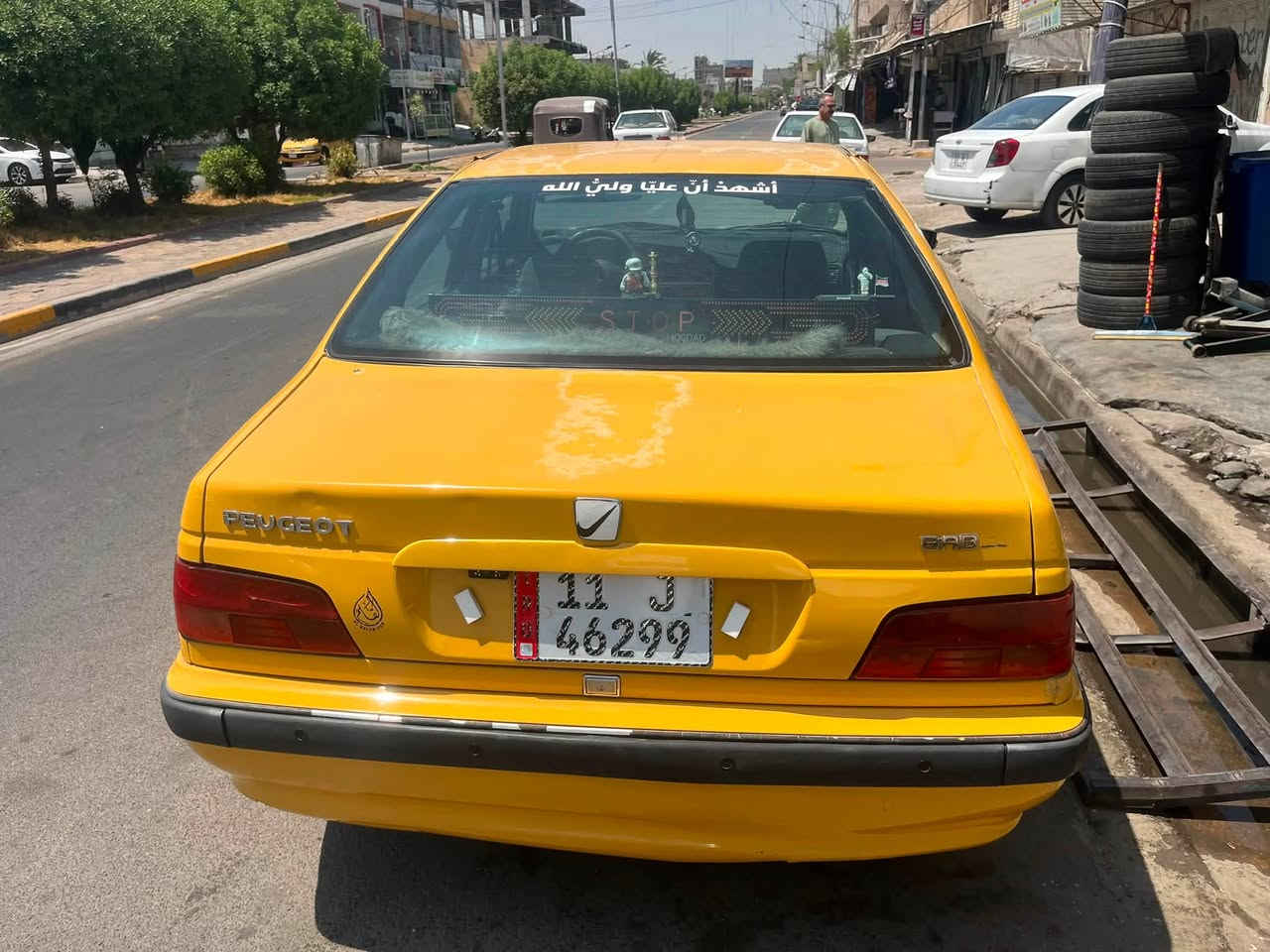 السلام عليكم بيجو بارص 15/مكفوله تبريد كير محرك كهربائيات تخم تاير حداديه كلها جديده بسمي /*********** /مكاني الحريه
