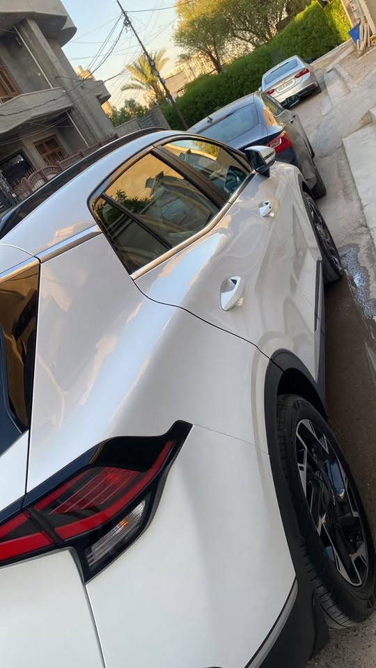 للبيع سبورتج خليجي بغداد ماشيه 10 الالف فول بانوراما ب225 وبيها مجال للتواصل بغداد *********** موديل 2025
