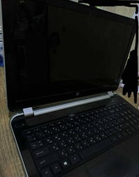 حاسبة • لابتوب • نضيفه