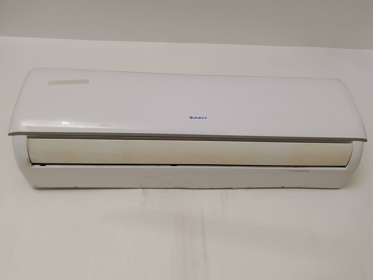 سبلت ثنين طن نوع سوني نضيف استخدم قليل السعر 450 وبي مجال
*********** كوت حي الجوادين
