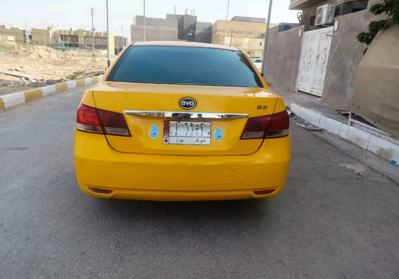 بي واي دي موديل 2013 كير ومحرك كورلا حداديه وتبريد وتخم تاير الهئيه والغرامات عل بايع مكفولة من ضربه العنوان ناصرية مركز السعر 40 وبيه مجال ***********
