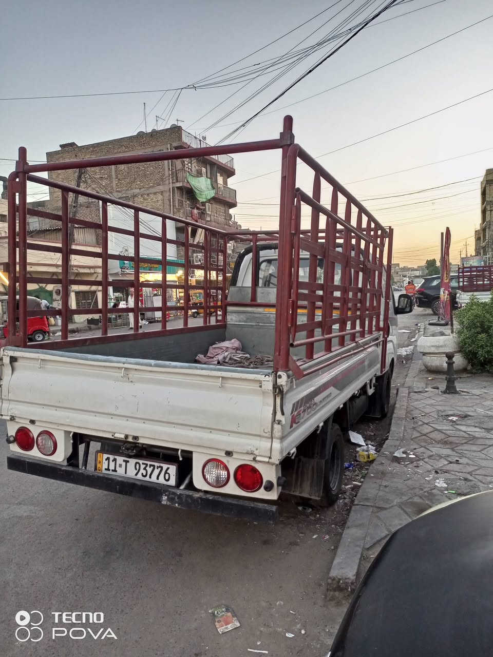 كيا حمل للبيع موديل ٢٠٢١ 
سعر ١٣٣ بدون محجر
المكان بغداد الجديده 
الاتصال ***********
