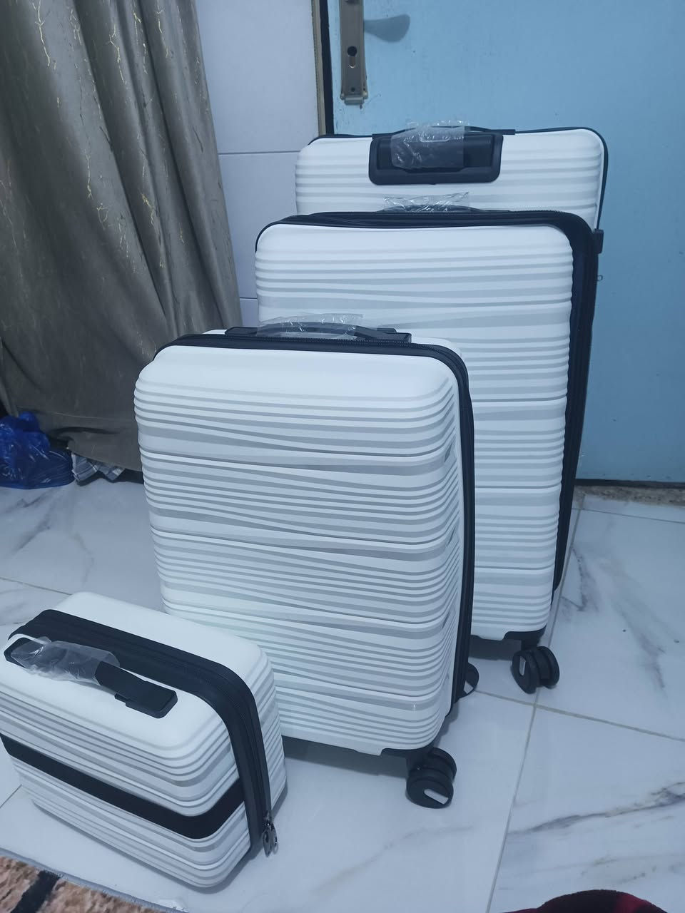 سيت جنط سفر ٤ قطع جديد غير مستخدم 
ب١٣٥ مع التوصيل لجميع المحافظات العراق متوفر


**إذا كنت صاحب هذا الإعلان وتريد حذفه لأي سبب، رجاءا أرسل رسالة إلى الدعم الفني**