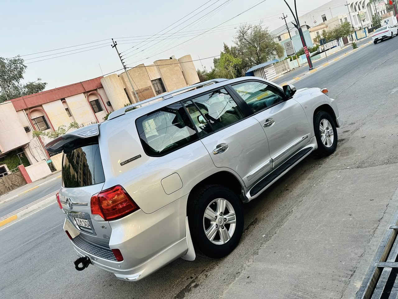 لاندكروزموديل2010موصفات GXمحرك وكير اتوماتيك مكفوله   بدون صبغ وضرب بي مكانين تعديل بارد فقط سعره (285$)بي مجال سياره بكركوك موبايل ***********
