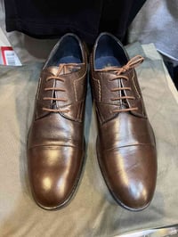 جديد • جلد طبيعي • مقاس 43