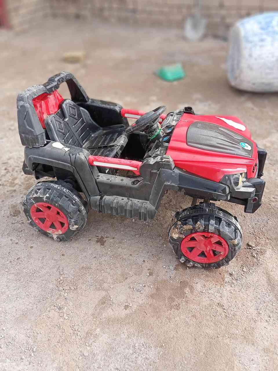 سيارة 🚗 اطفال للبيع استفسار *********** شطرة يم مستشفئ امل. اهلي سعر مناسب
