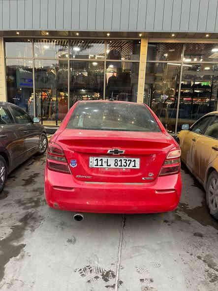 للبيع – شفروليه سونك موديل 2019
‏‎📍 الموقع: ديالى 
‏‎📞 للتواصل: *********** 

⸻
‏‎💡 تفاصيل السيارة:
‏‎• الموديل: 2019 – فئة LT ✅
‏‎• الرقم: بغداد باسمي – سنوية لحد 2027
‏‎• الضرر: خلفي باب  فقط (دعگة )
‏‎• حالة السيارة ممتازة ونظيفة من الداخل والخارج 
ماشية 47 ميل فقط 
⸻
‏‎🔹 أهم المواصفات:
‏‎• كشنات جلد كهربائية مريحة
‏‎• تبريد + تدفئة مقاعد ❄🔥
‏‎• شاشة وسطية + بلوتوث + كاميرا خلفية 🎥
‏‎• تحكم كامل من الستيرن + مثبت سرعة 🚦
‏‎• حساسات أمامية وخلفية
‏‎• أنظمة أمان متطورة

⸻
‏‎💰 السعر: 92$

⸻
‏
