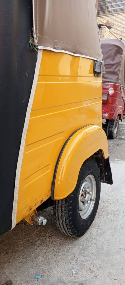 شلونكم شباب تكتك للبيع مديل 19مكينه وكسل كفاله السعر 6800وبيها مجال اتصل وتدلل
‏‪***********‬‏
