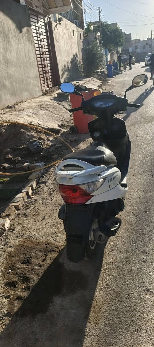 السلام عليكم
دراجه كامكو في تو بوليسي 

محرك 150 
ما مفتوحه 
اي نقص مابيه 
دراجه خير من الله 
سعره خاص


**إذا كنت صاحب هذا الإعلان وتريد حذفه لأي سبب، رجاءا أرسل رسالة إلى الدعم الفني**