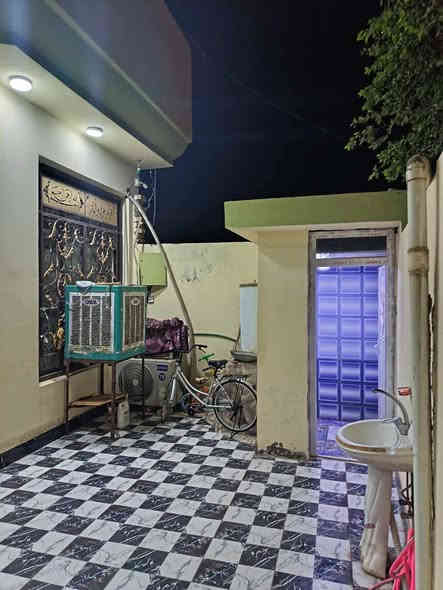 للبيع بيت طابو صرف
قظاء الدغاره خلف مدرسه الفرقدين الابتدائيه 
مساحه 150 م  واجه 7.5م نزال 20م بناء حديث درجه اولئ الطابق الأول كونكريت مسلح والثاني عكاده
يباع نقدا او على المبادره للاستفسار أكثر
الاتصال على الرقم
***********
