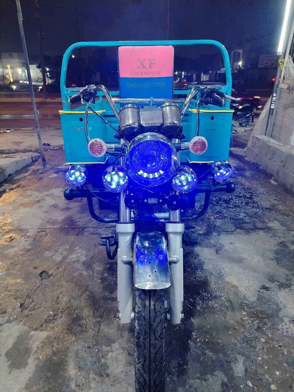 السلام عليكم ستوتة صقر للبيع موديل 2022 ستوتة احلة من الصور محرك الفهد اوراق اصولية بلال مگمرگة يعني كبل ترقم بيهة بكن بس خير من لله السحب مالهة شلعة خير من لله لاتنقيص ولاتبخير الستوتة بلادية سعرهة مليون أو 900 وبيهة مجال *********** العنوان بغداد أم الكبروالغزلان قرب تقاطع الكيارة
