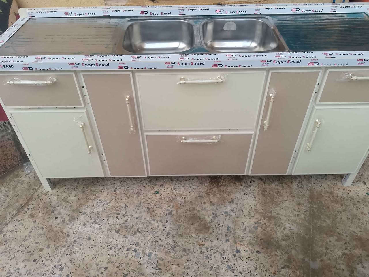 سنك مترو90 سم جديد سعر 290 الف تزكام مقوى بجسور تحت الارضيه والرف توصيل موجود جميع مناطق البصره حجز وتساب *********** البصرة, العراق
