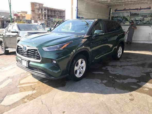 السلام عليكم هايلندر 2023 هايبرد منفيس ماشية ٧٠٠٠ الف السعر 315 وبيها مجال قليل هذا رقم الشاصي5TDBBRCH1PS563459 تسجل  كافة المحافظات ب ٢٨٠ الف او مراوس بسيارة اقل حسب القناعة مكانها جنوب الموصل للتواصل ***********
