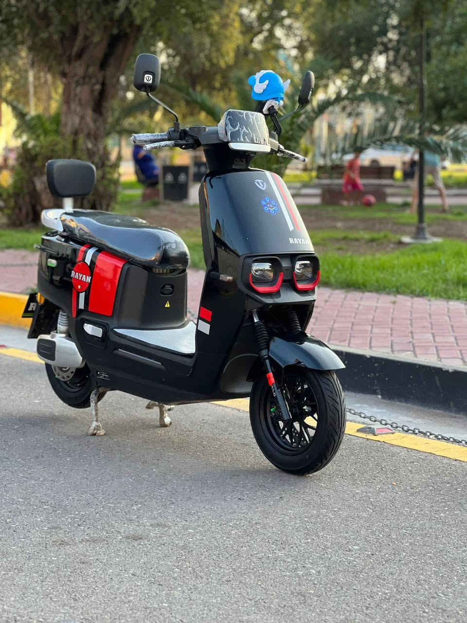 سلام عليكم شياب دراجه شحن البيع نوع الريان  ام  عيون دراجه زيرو زيرو غير مستخدم ابد  ممستخدمه ولا مره وصل شراء موجود بارحه اخذتها وضفت الها هذن غراض بسيطه يعني تاخذها مني بعتبار مآخذها من معرض  دراجه زلغ مابيها كفاله عامه اي نقص مابيها كلها كامله وجاهزه /مواصفاتها👇

بطاريات عدد (6) كبار دبل 🦾
النوعيه 🪬(الريان/ RAYAN)🪬🧿
3سرعات 🪬
تحمل شخصين🫂
تشغيل  نضامين بصمه او سويج🥇
سرعه الدراجه60🧿🪬
تتحمل وزن عالي جدا🏋🏻‍♀️
نضام  تشغيل عن بعد🤺✅
نضام السرقه 🥷🏻🏃🏻‍♂️
تمشيك (50) كيلو✈️
لون الدراجه مميز كلش
بصمات 2❇️
سويجات 2🛜
كلوب لد ابيض عالي ناصي🔦💕
استان صفح🔆
استان تعليك 🔱
نضامRD
اي استفسار اتصال ✅👇

***********

مكاني بغداد
